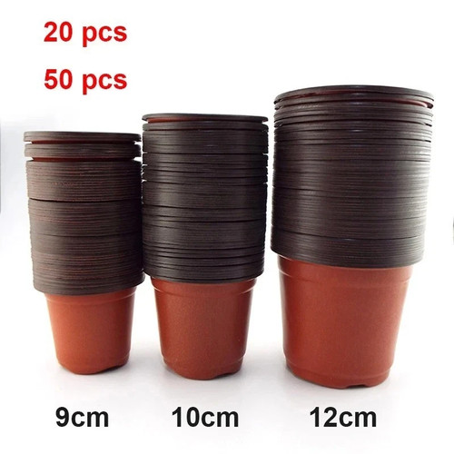 Black plastic plant pots 3 - plastic,